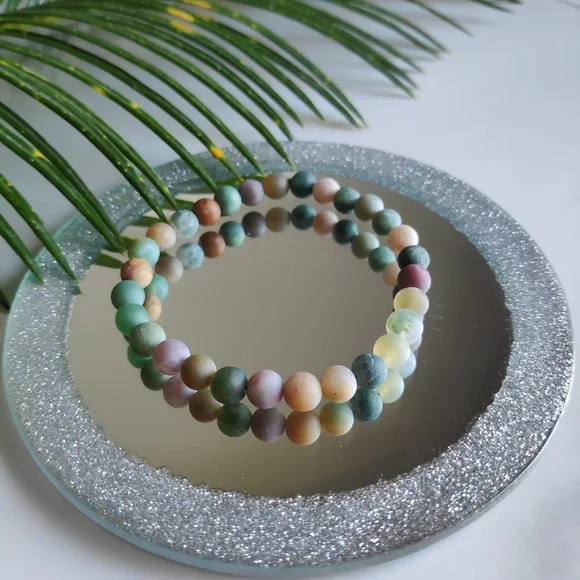 Handmade Natural Stone Bracelet - Picture 2 of 11